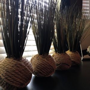 SET OF 4 ARTIFICIAL PLANTS